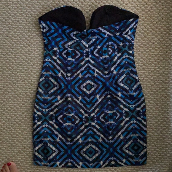 NBD STRAPLESS DRESS - Picture 6 of 12